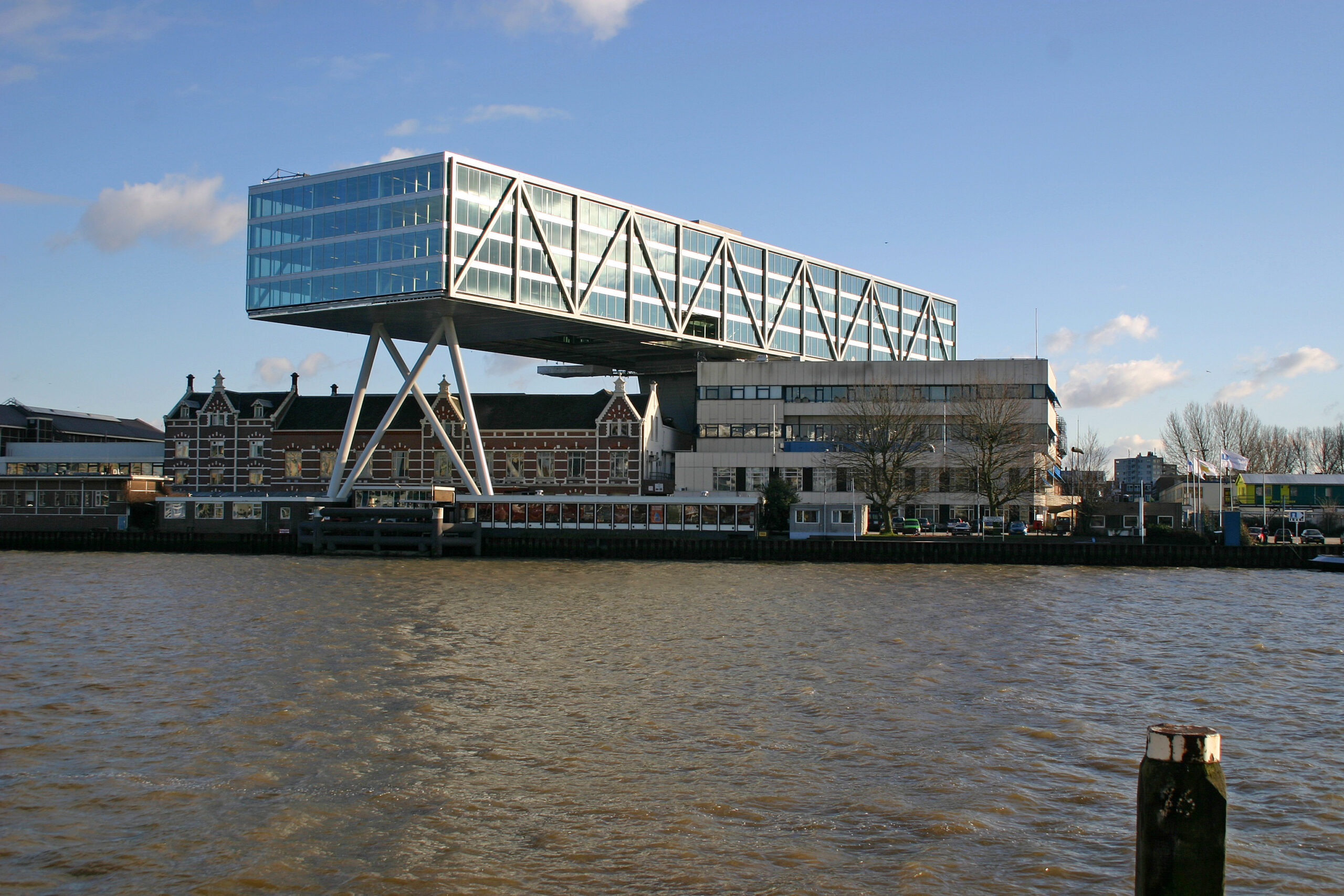 Vorsselmans gevelbouw De Brug Rotterdam